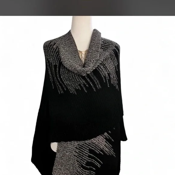Elegant Black and Silver Women's Shawl - Picture 2 of 9